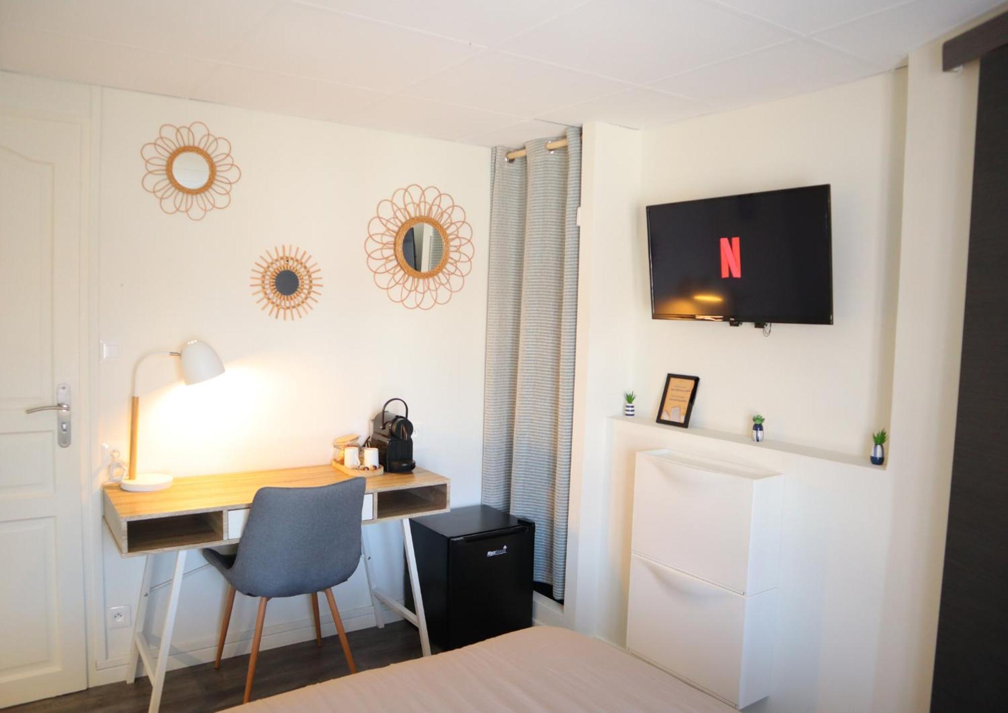 Chambre Privative Au Centre De Bourbourg - Proche Commodites Et Gare 外观 照片